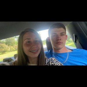 Meet your Posher, Cortney